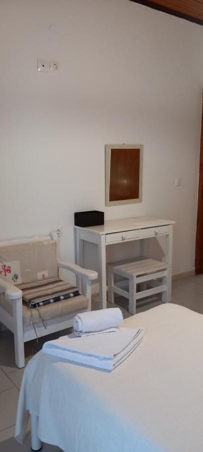 Nikis Apartments Agios Gordios  Exterior foto