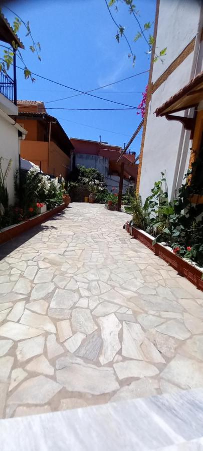 Nikis Apartments Agios Gordios  Exterior foto