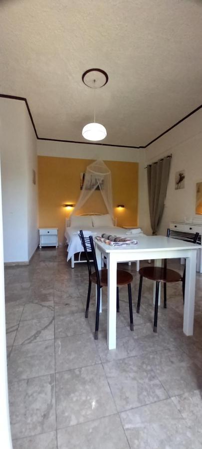 Nikis Apartments Agios Gordios  Exterior foto